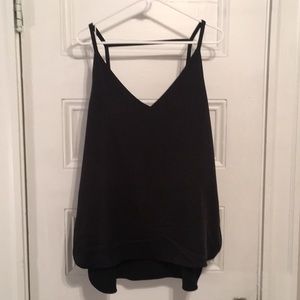 Low back, Black v neck tank top